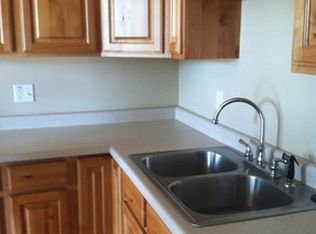 7883 S Main St APT 8, Midvale, UT 84047