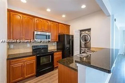 109 SW 147th Ter #1109 Photo 1