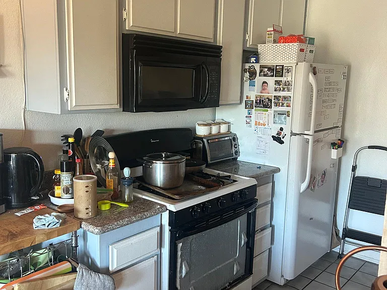 5320 Whitsett Ave #8 — Photo 27