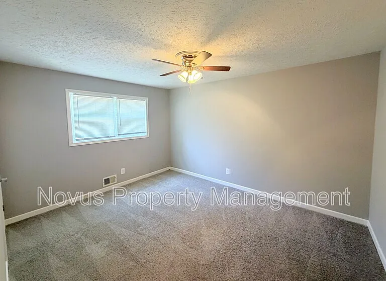 125 S Meadowcliff Cir — Photo 11
