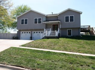 1003 W Madison St, Centerville, IA 52544