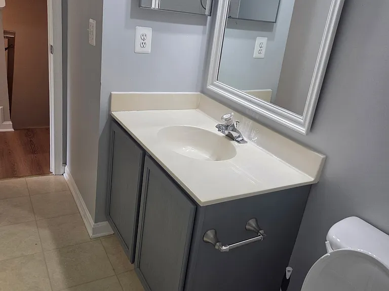 123 Heathfield Dr — Photo 6