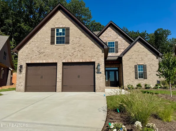 9906 Swan Pond Ln, Knoxville, TN 37914