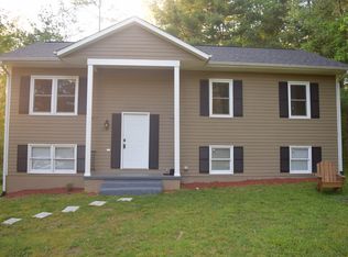 2487 Hawksbill Ct, Lenoir, NC 28645