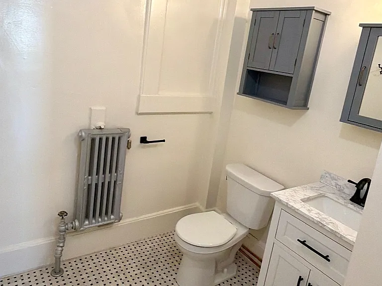 69 S Pleasant St #13 — Photo 8
