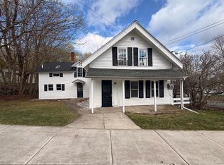 25 Pleasant St, Athol, MA 01331