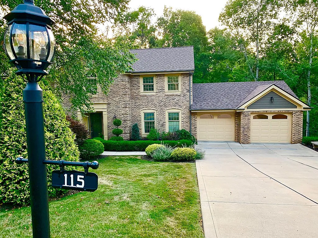 115 Scarborough Ln photo 1