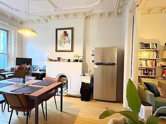4th image of 231 Ashland Pl APT 1