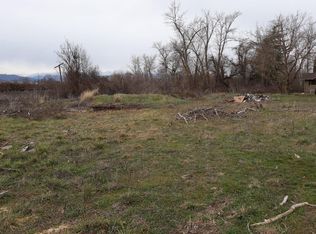 142 W Glenwood Rd, Medford, OR 97501