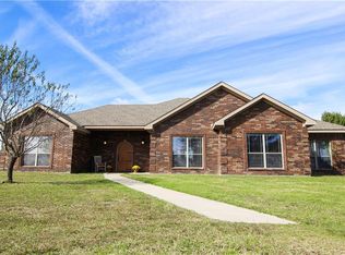 1241 Moccasin Bend Rd, Gatesville, TX 76528