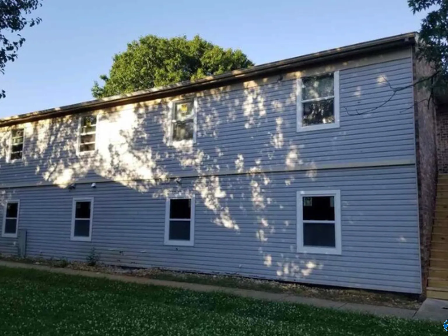 2 bed, 1.0 bath, 850 sqft, $850 — Photo 1