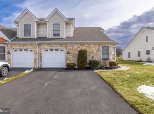 111 Grandview Dr, Ivyland, PA 18974