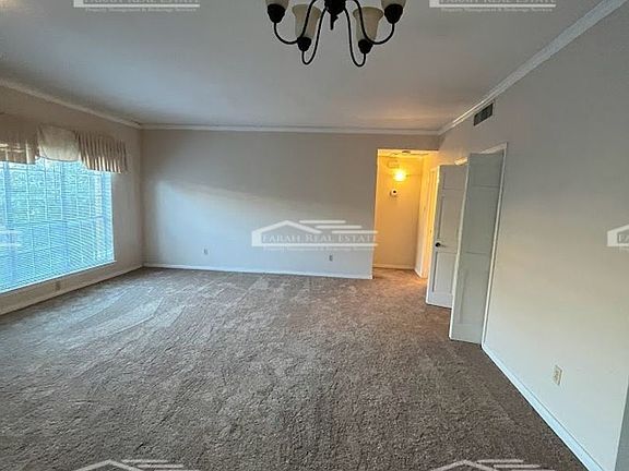 3rd image of 4407 Bellaire Dr S APT 214