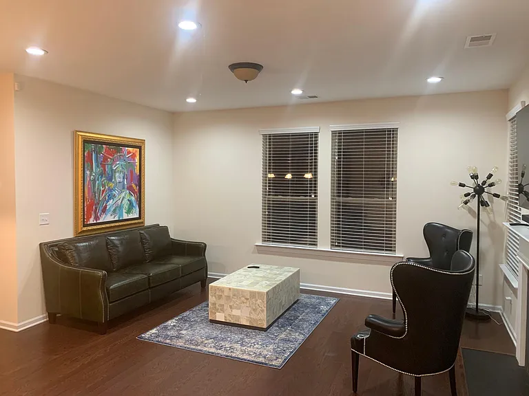 1012 Archibald Ave — Photo 6