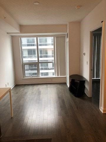 2nd image of 9201 Yonge St #911