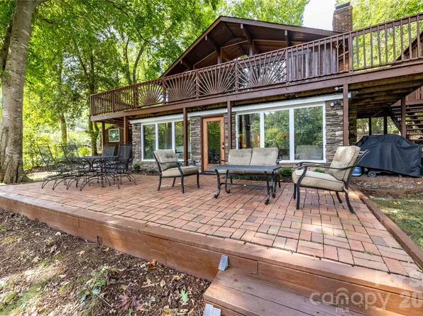 825 Emerald Shores Rd, Mount Gilead, NC 27306