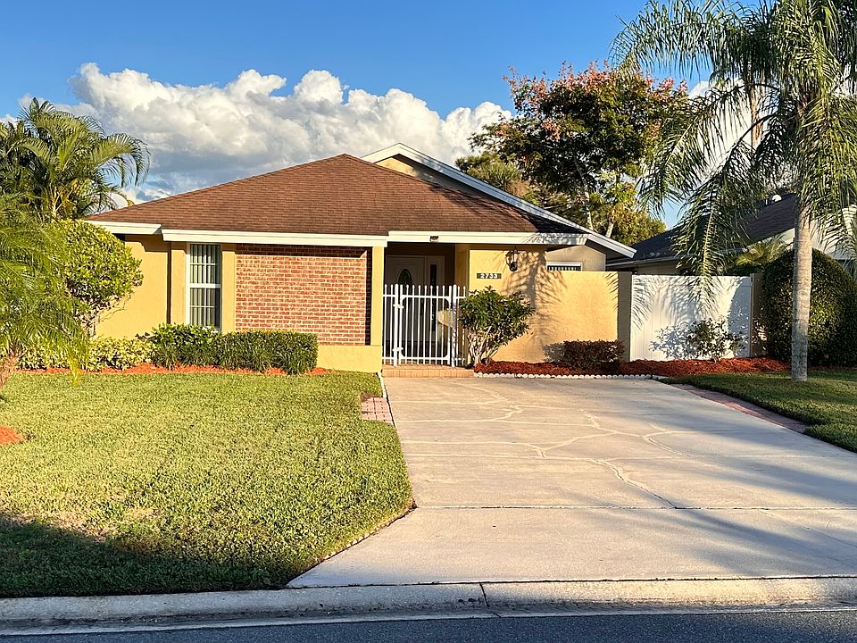 1st image of 2733 Shadybranch Dr #2733