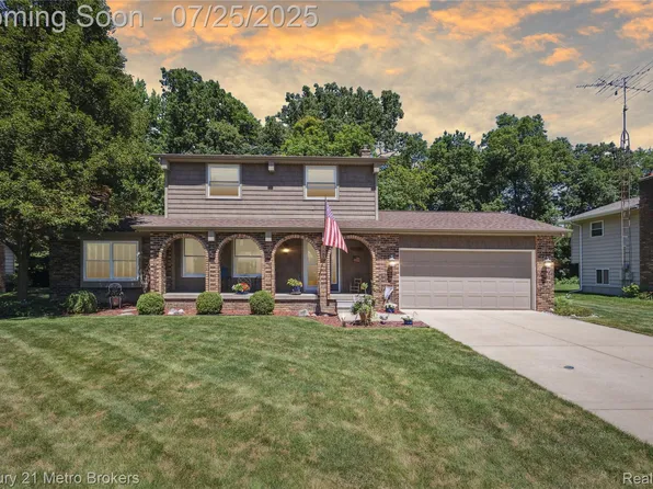 2362 Belle Meade Dr, Davison, MI 48423