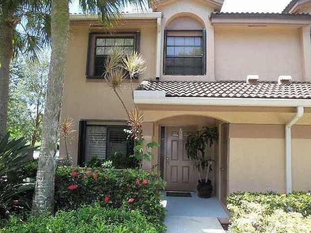 1st image of 10600 NW 14th St APT 100