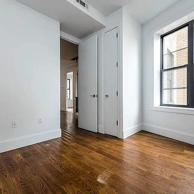 Rented by Nooklyn NYC LLC | media 16