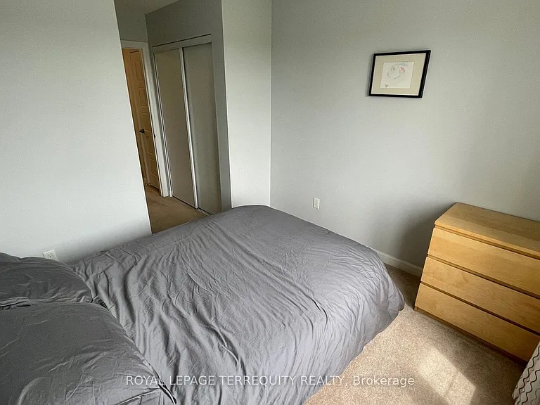 165 Hampshire Way #152 — Photo 14