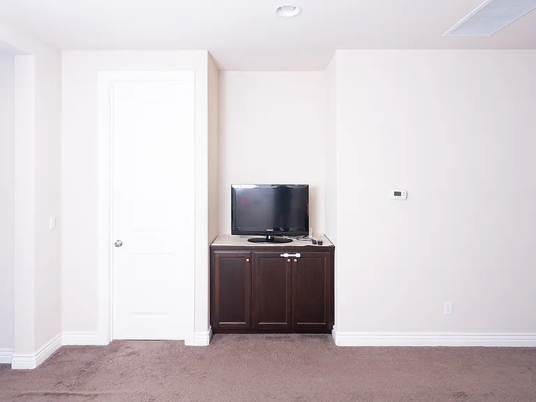 2178 Panorama Ct — Photo 24