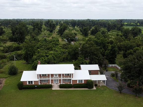 4th image of 4229 Venture Ln