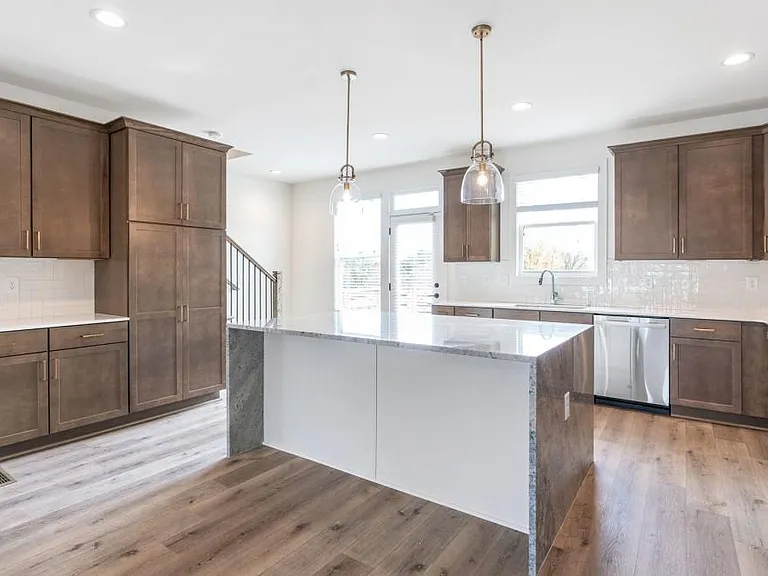 309 Penny Ct #309 — Photo 8
