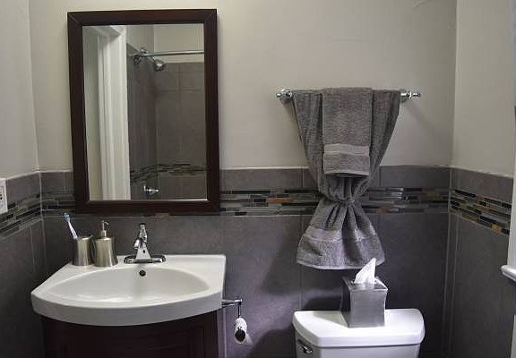 5th image of 2621 N Moreland Blvd APT 209