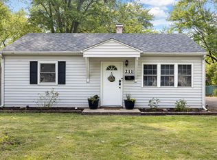 211 S Hammes Ave, Joliet, IL 60436