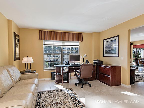 4th image of 1900 Gulf Shore Blvd N APT 302