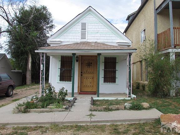 2nd image of 1005 E 2nd St