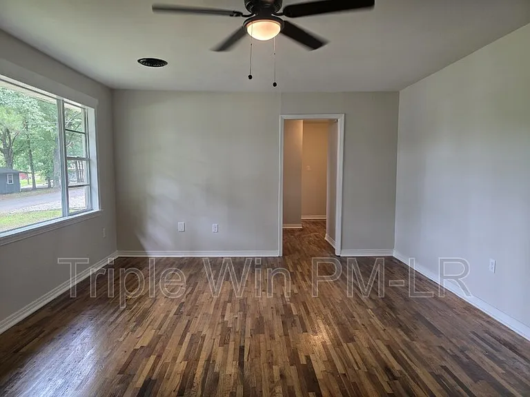 602 J K St — Photo 9