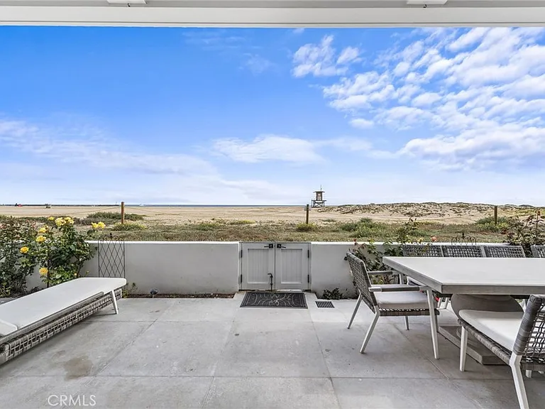 2148 E Oceanfront — Photo 10