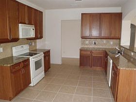 3rd image of 229 Breckenridge Cir SE