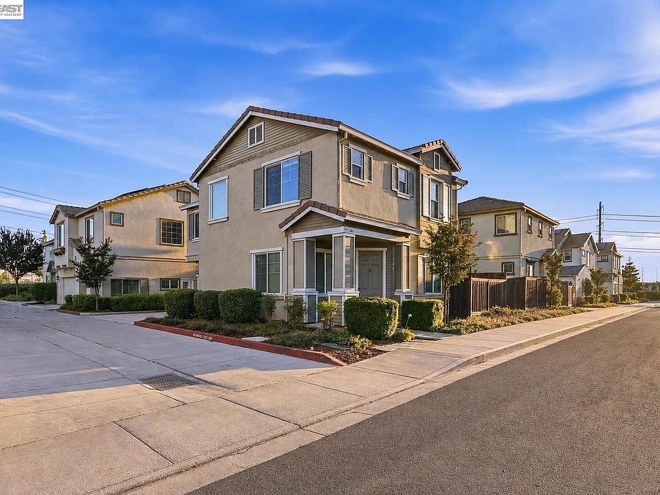 1st image of 146 Halsey Way