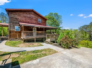 750 Apache Trail Way, Sevierville, TN 37876