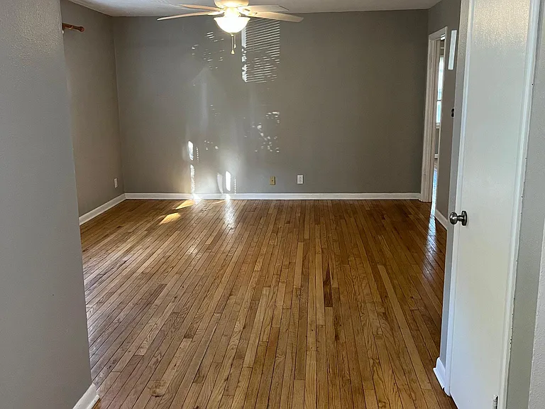 106 Conley Cir — Photo 9