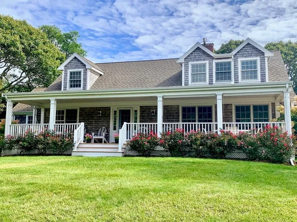 45 Bumblebee Hill Rd, Falmouth, MA 02540