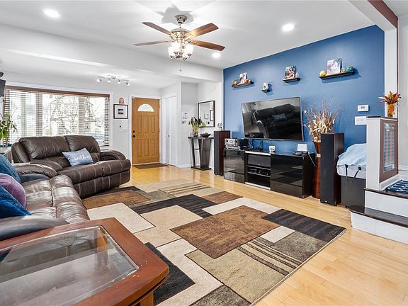 5th image of 89-57 219th St