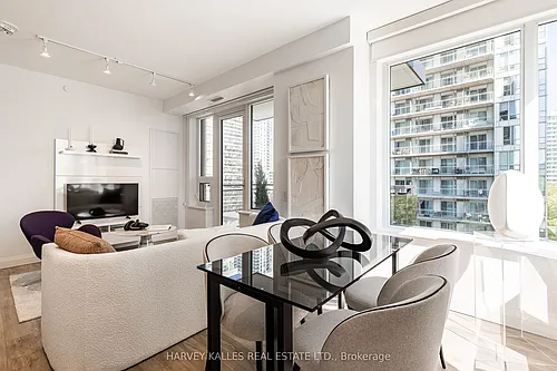 71 Redpath Ave Photo 1
