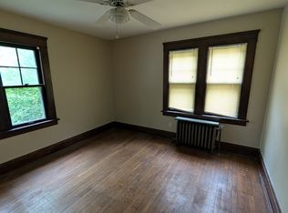 2120 Renrock Rd #1, Cleveland, OH 44118