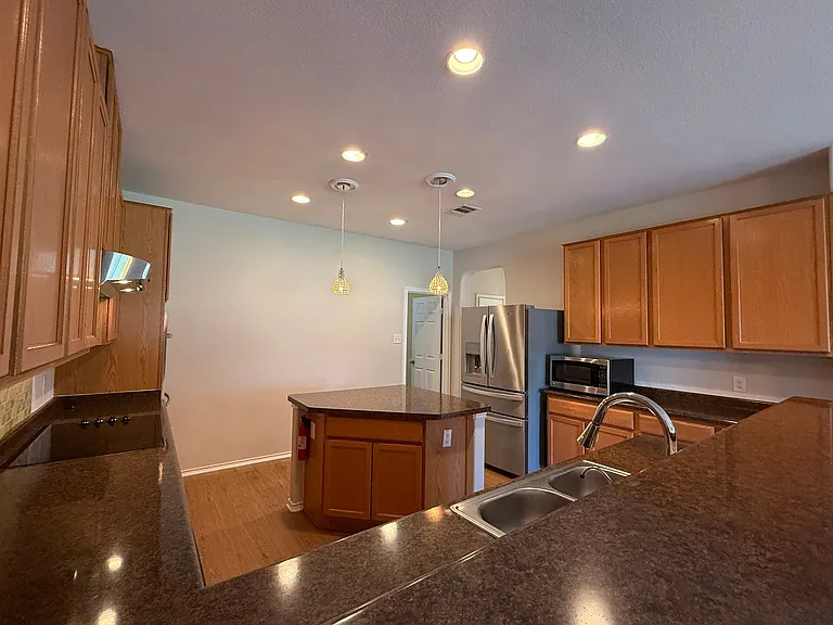 2250 Howry Dr — Photo 14