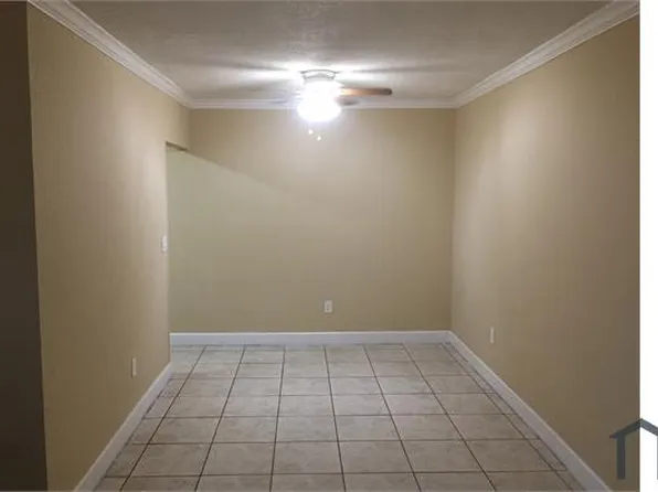 1265 W 24th St #B211, Hialeah, FL 33010