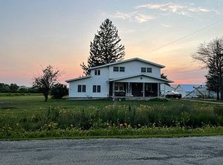 1305 20th St NW, Waverly, IA 50677