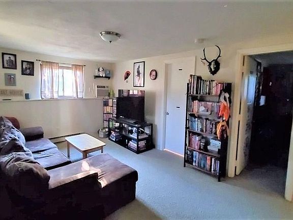 4th image of 165 South St APT 10