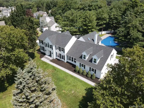 1 Miller Farms Court, Miller Place, NY 11764