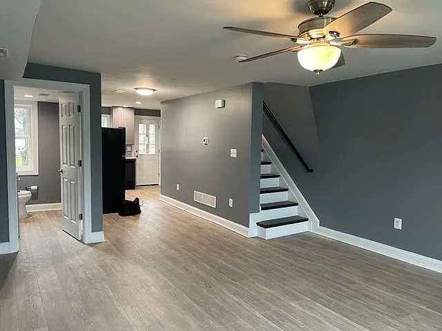 240 E Green St — Photo 9