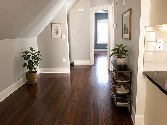 3rd image of 44-46 Mechanic St #3
