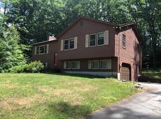 36 Red Gate Rd, Tyngsboro, MA 01879